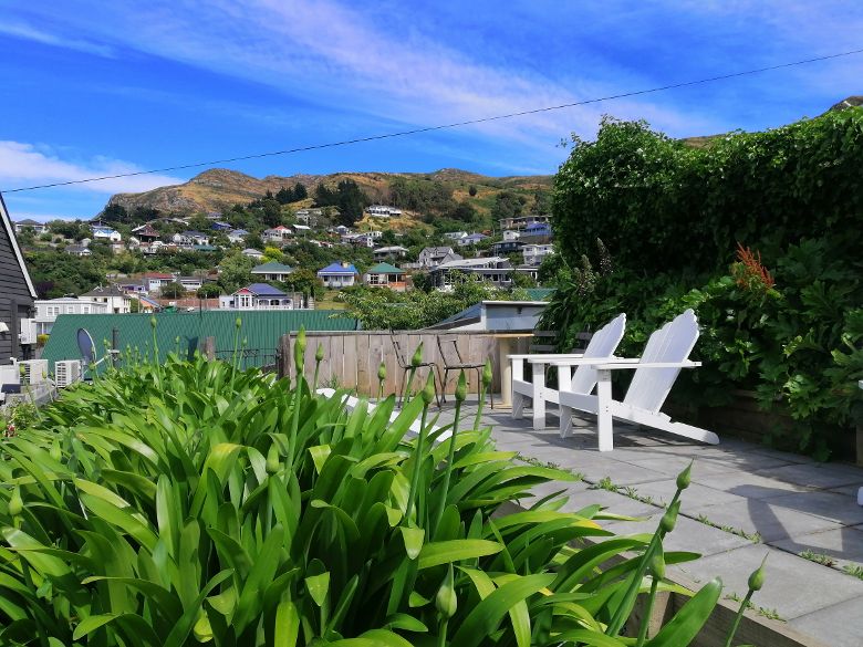 Christchurch B&amp;B Spooky Boogie cafe